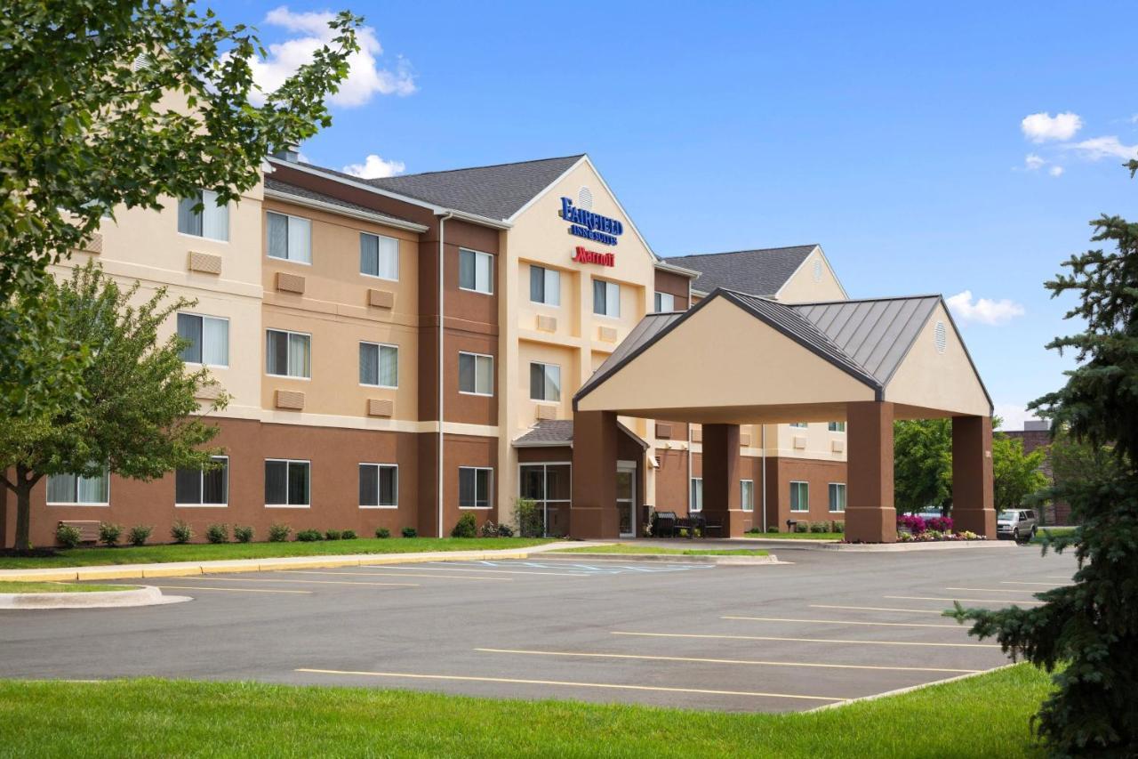 Fairfield Inn & Suites Lansing West Delta Center Township Dış mekan fotoğraf